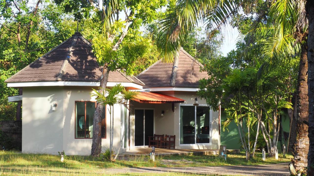 Avare Seaside House Krabi Ao Nam Mao Екстер'єр фото